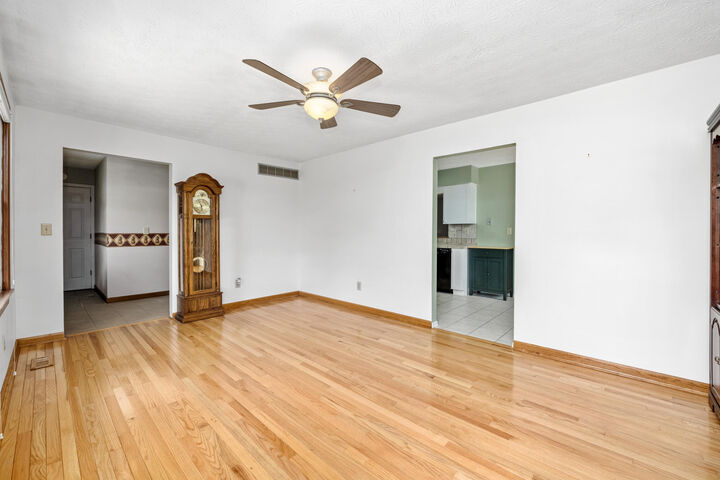 Property Photo:  1129 Cayton Road  KY 41042 