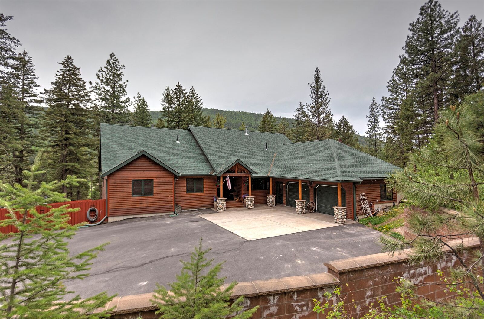 Property Photo:  16619 Hwy 93 N  MT 59808 