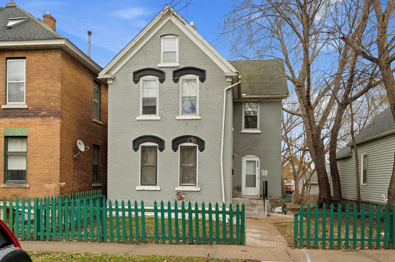 Property Photo:  684 Virginia Street  MN 55103 