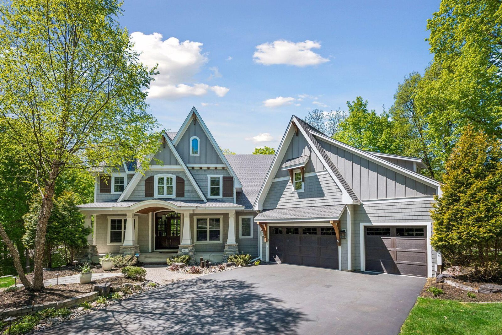 Property Photo:  4802 Timber Ridge Circle  MN 55345 