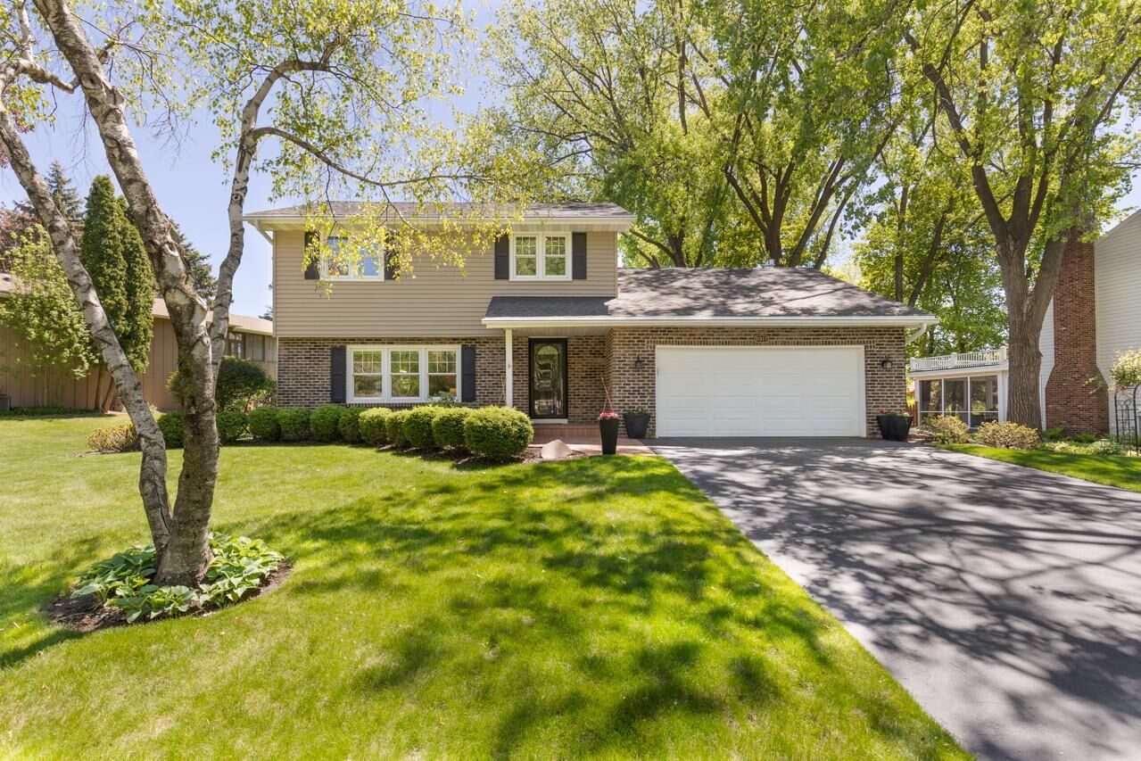 Property Photo:  6917 W 82nd Street  MN 55438 