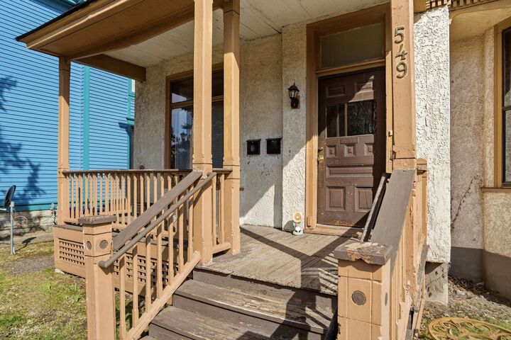 Property Photo:  549 Selby Avenue  MN 55102 
