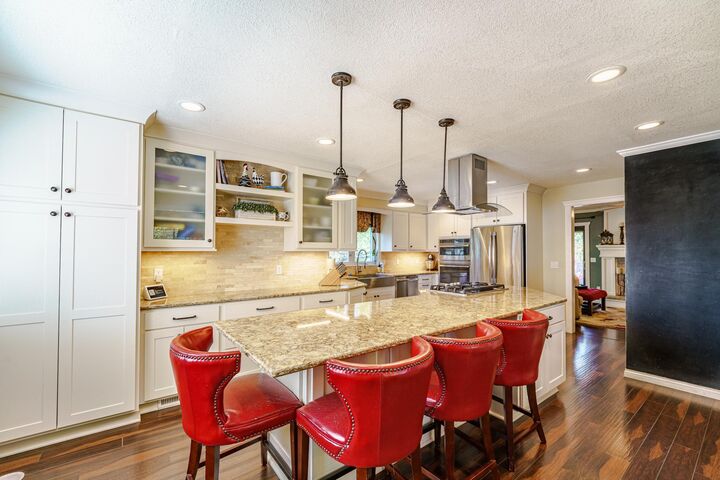 Property Photo: 613 Chicago Drive MN 55306