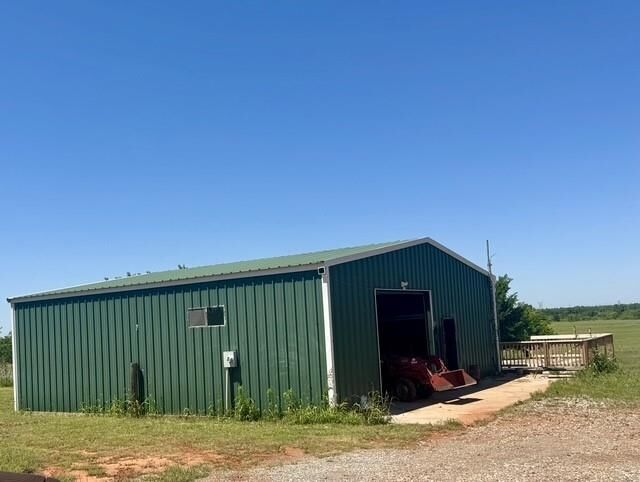 Property Photo:  1186 Cr 1386  OK 73018 