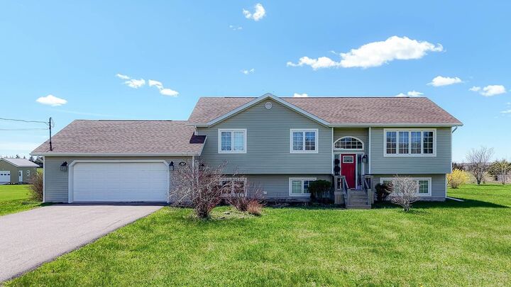 287 Richard Douglas Drive — photo 1