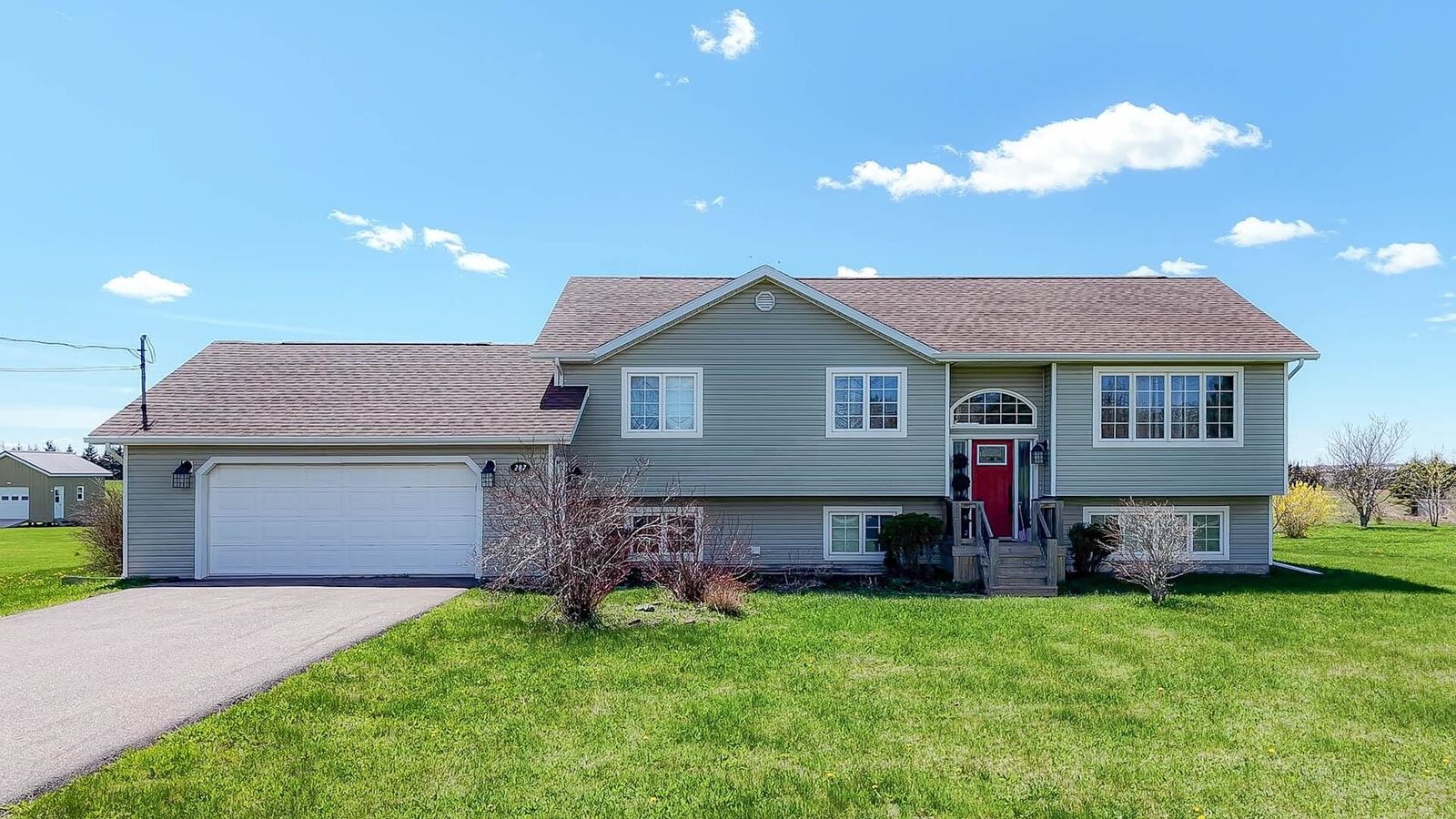 Property Photo: 287 Richard Douglas Drive PE C1B 3E5