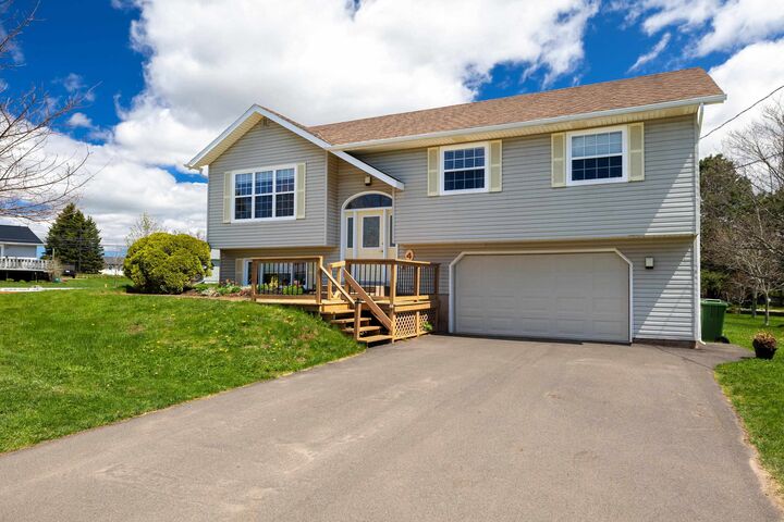 4 Sobey Drive — photo 1