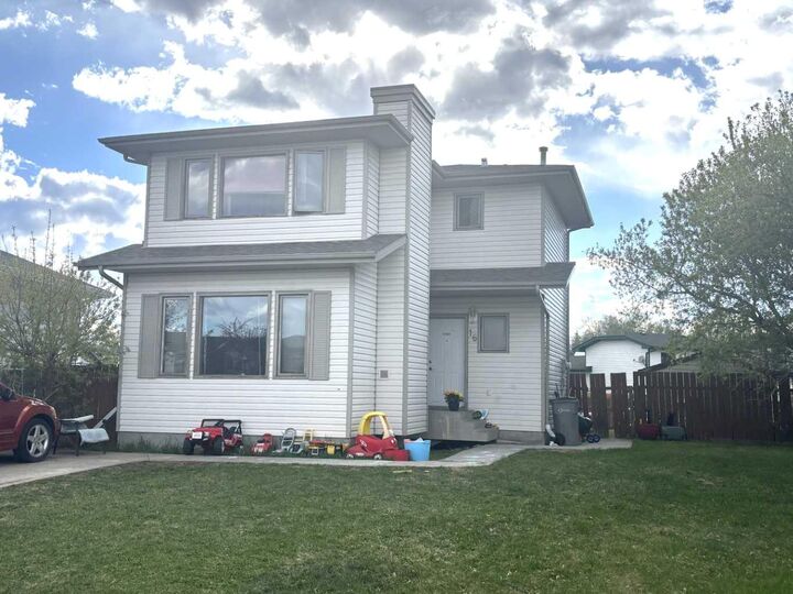 16 Wood Drive — photo 1