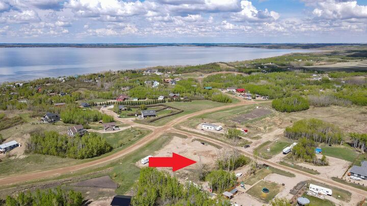 Property Photo:  21 Horse Shoe Lane  AB T0C 3B0 