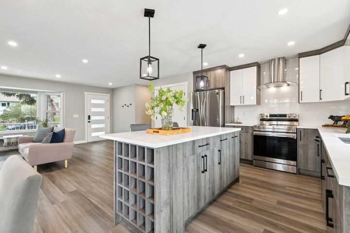 7116 Hunterwood Road NW — photo 1
