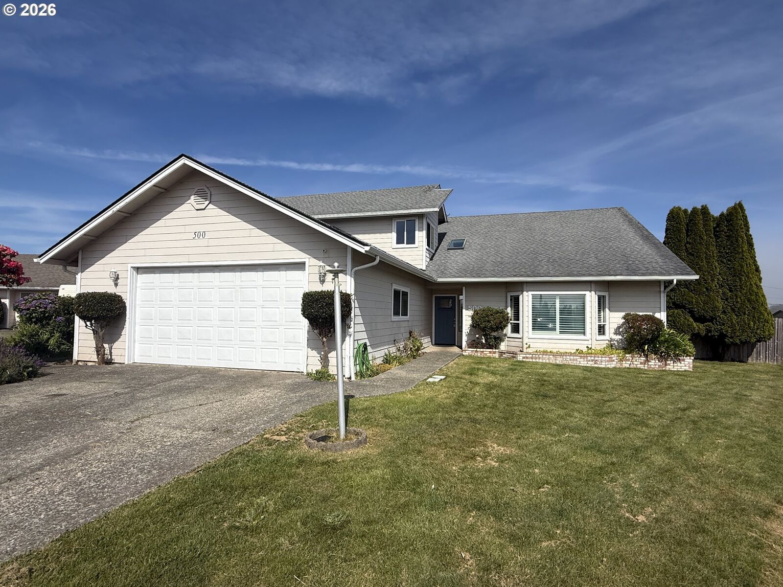 Property Photo:  500 Velopa Ct  OR 97415 