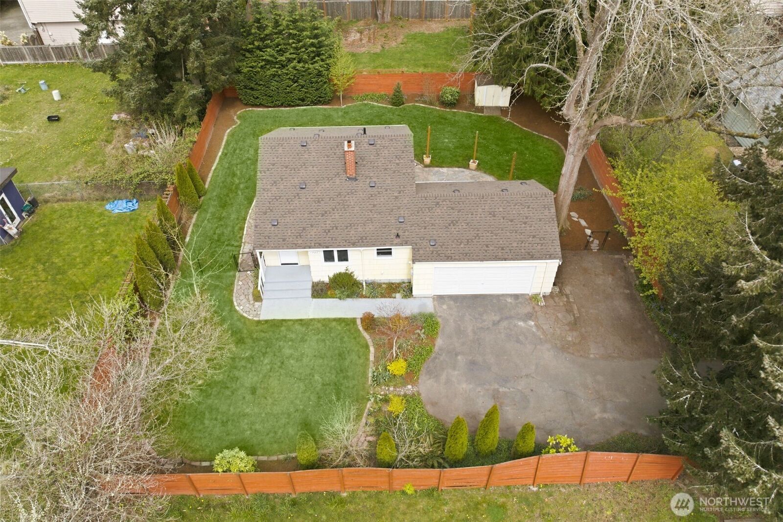 Property Photo:  13323  20th Avenue NE  WA 98125 