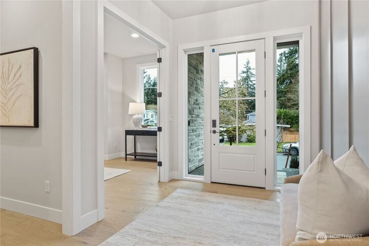Property Photo:  1606  146th Avenue SE  WA 98007 