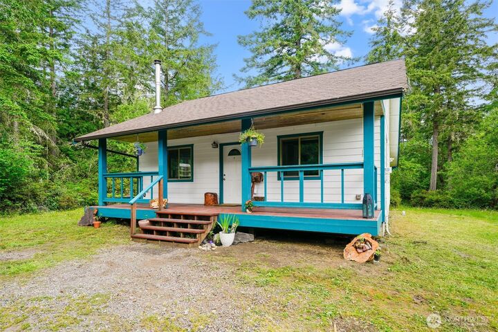 Property Photo: 11508 Claussen Road WA 98303