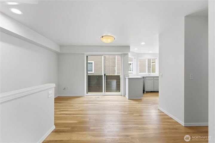 Property Photo: 11732 Greenwood Avenue N WA 98133