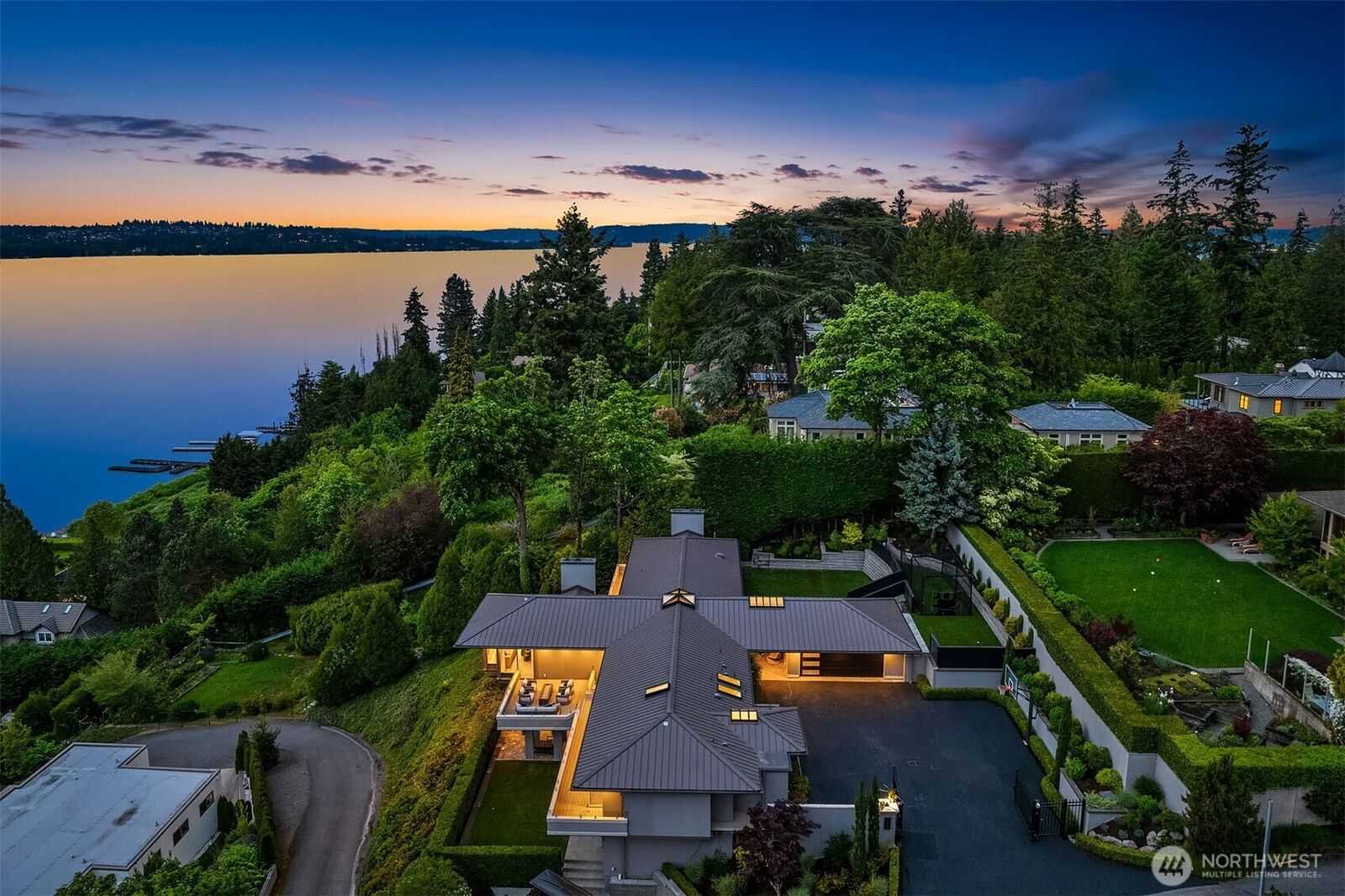 Property Photo:  3223  Evergreen Point Road  WA 98039 