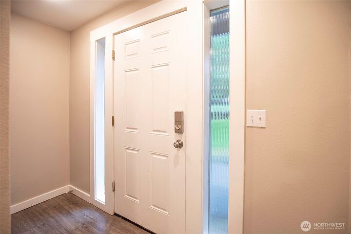 Property Photo: 17550 429th Avenue SE WA 98045