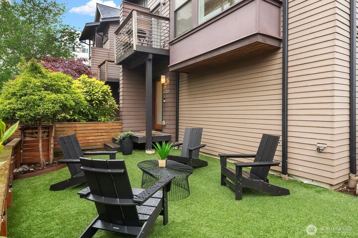 Property Photo:  5713  20th Avenue NW  WA 98107 