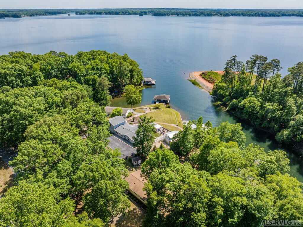 Property Photo:  156 Redwood Dr.  NC 27850 