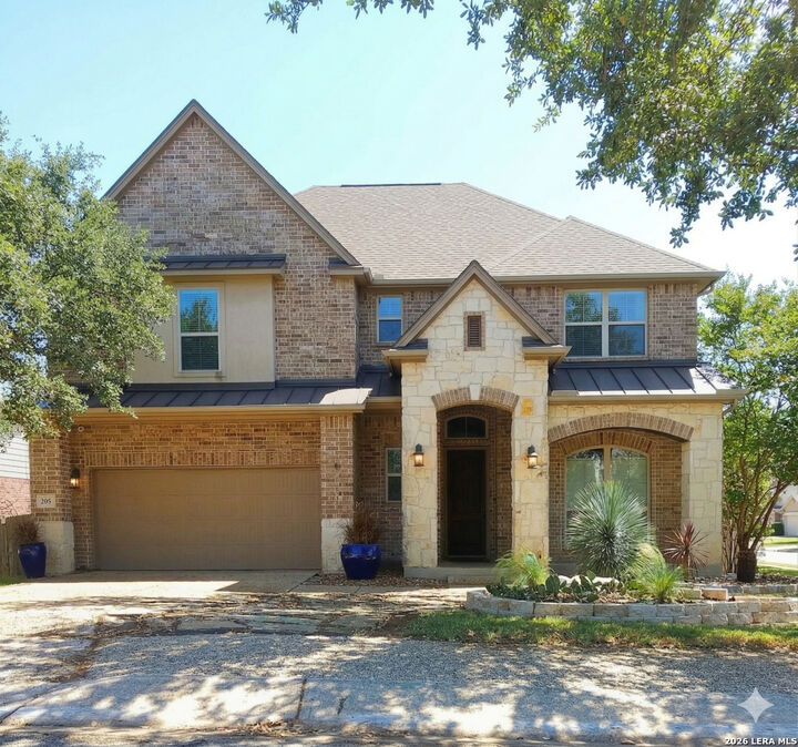 Property Photo:  206 Enchanted Hl  TX 78260 