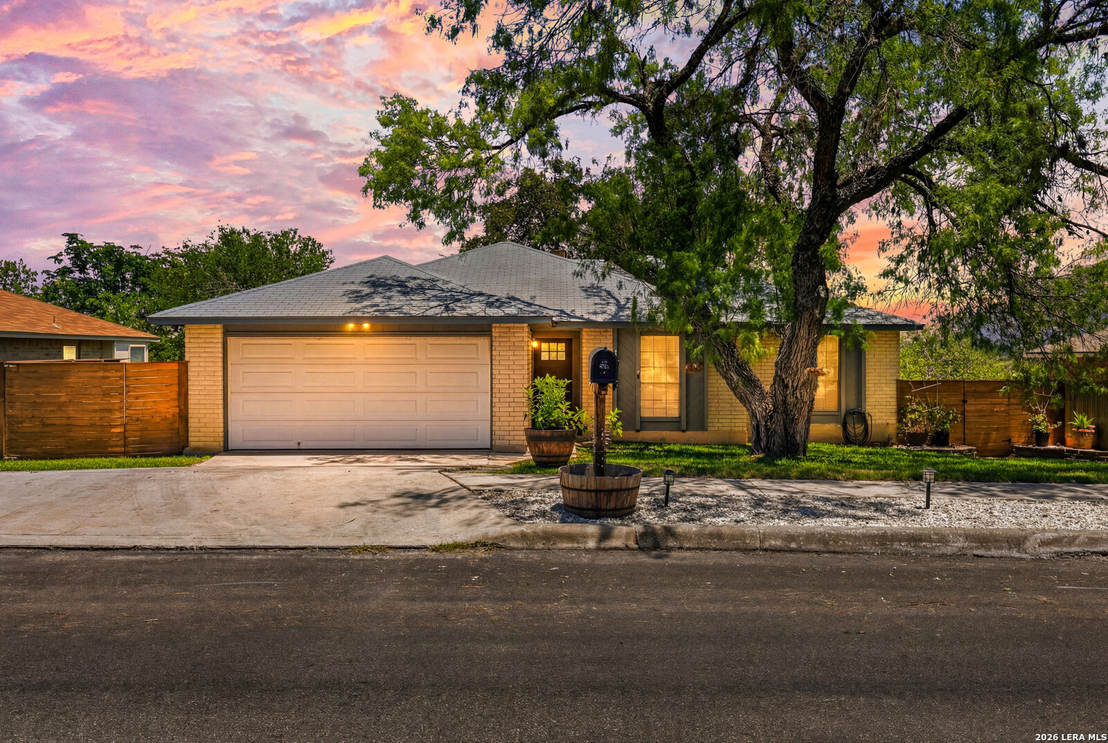 Property Photo:  5106 Tree Top St  TX 78250 
