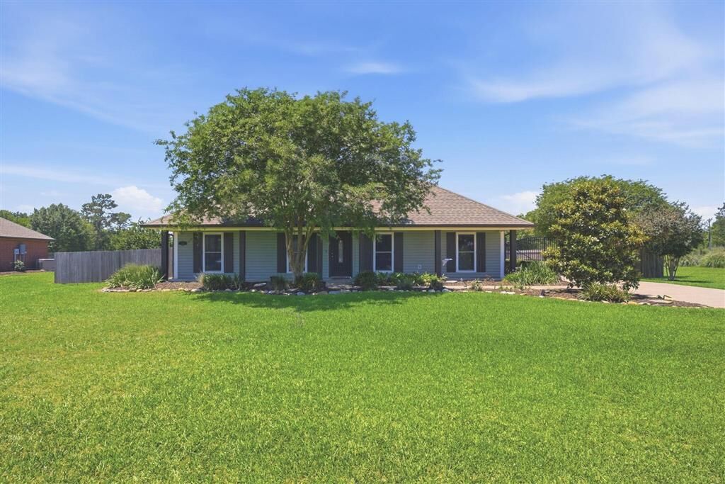 Property Photo:  5546 Brady Joseph Lane  LA 70647 