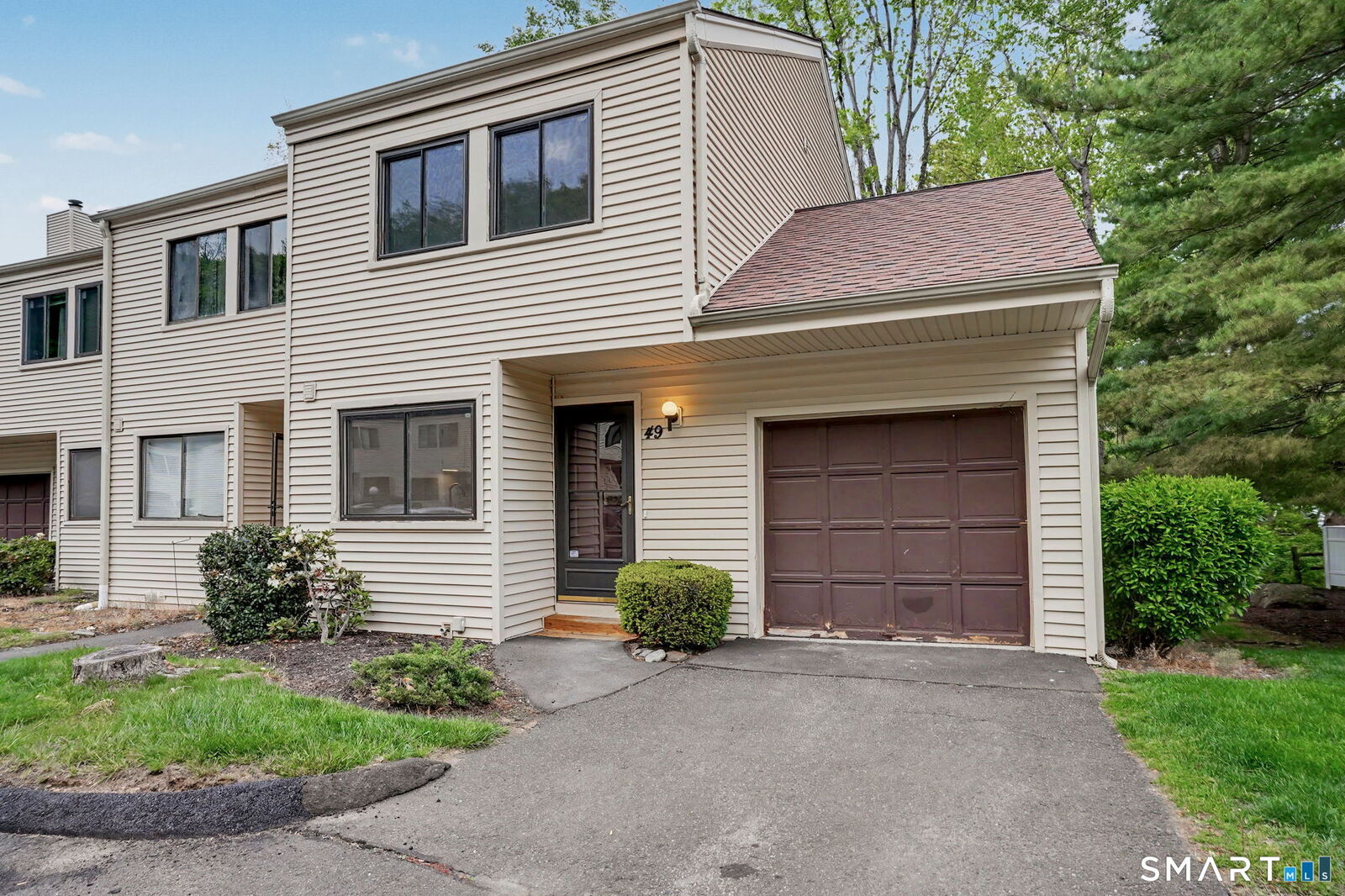 Property Photo: 49 Deer Run 49 CT 06801