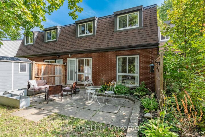 Property Photo: 2080 Ogilvie Road 7J ON K1J 7N8