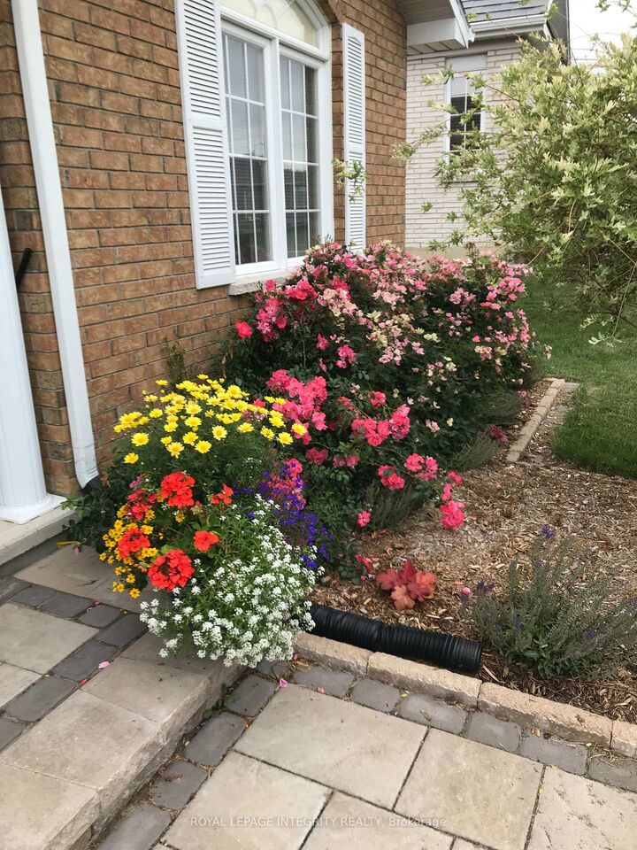 4 Cherry Avenue — photo 1