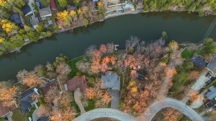 71 Oak Lea Boulevard — photo 1