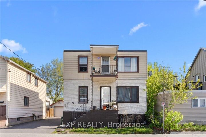 208 Montfort Street — photo 1