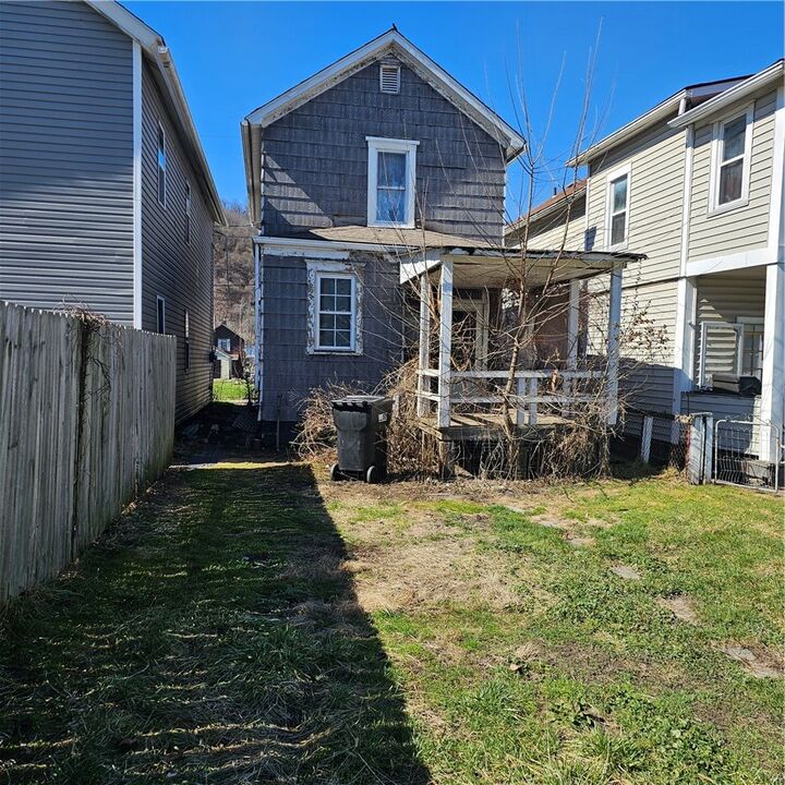 Property Photo:  416 Beaver Avenue  PA 15001 