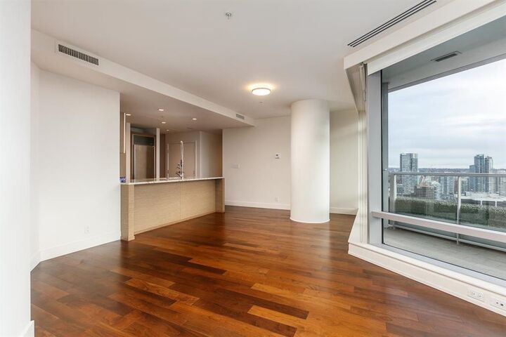 Property Photo: 1111 Alberni Street 3308 BC V6E 4V2