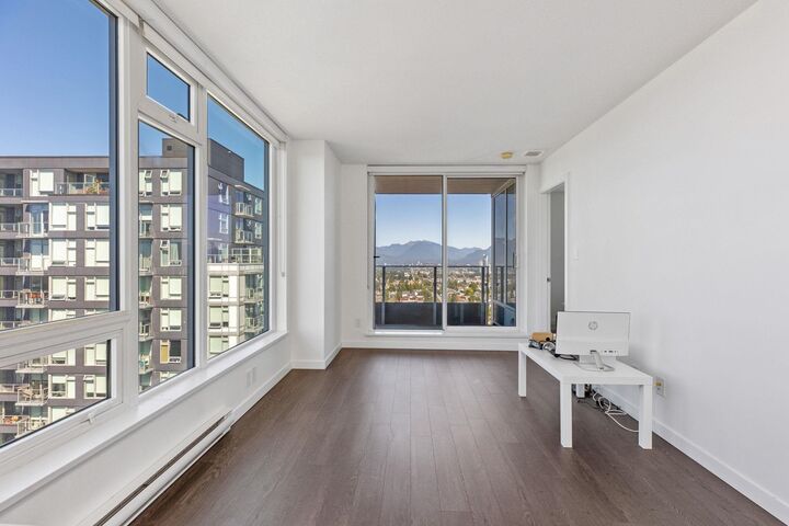 Property Photo:  5515 Boundary Road 2902  BC V5R 0E3 