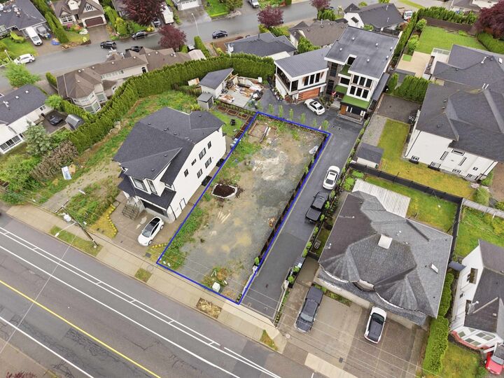 Property Photo:  3038 Blue Jay Street  BC V2T 5K7 