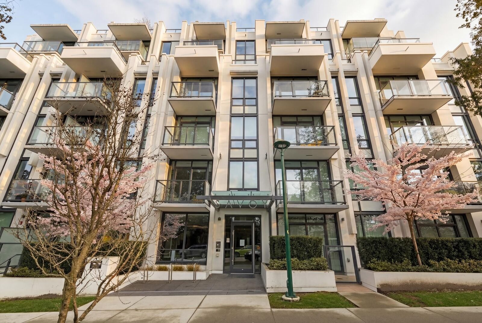 Property Photo:  4240 Cambie Street 606  BC V5Z 0K6 
