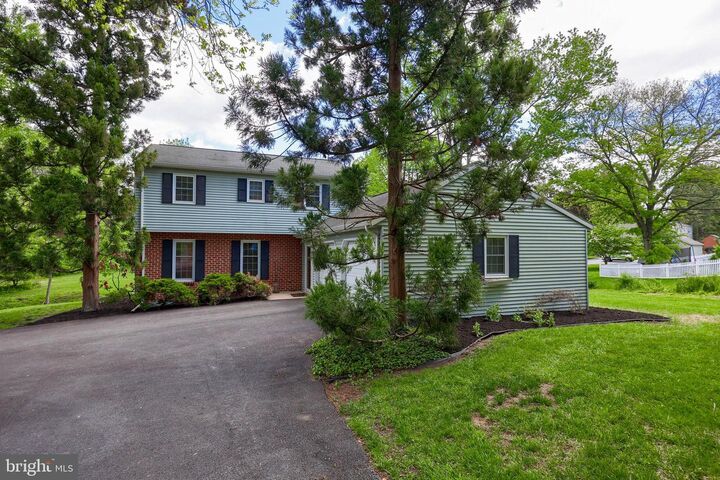 Property Photo: 2105 Southbrook Drive PA 17403