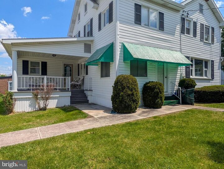 Property Photo:  601 16th St  PA 16678 