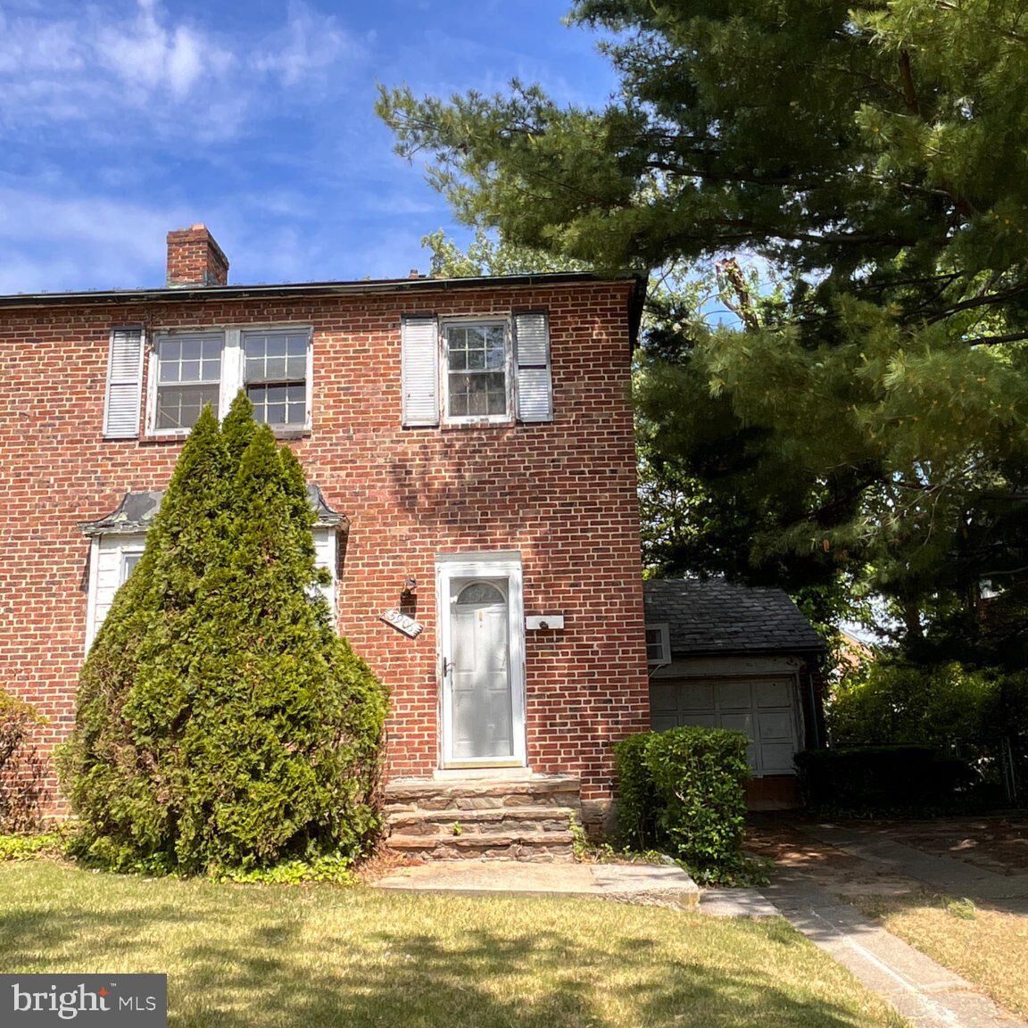 Property Photo:  5906 Ayleshire Road  MD 21239 