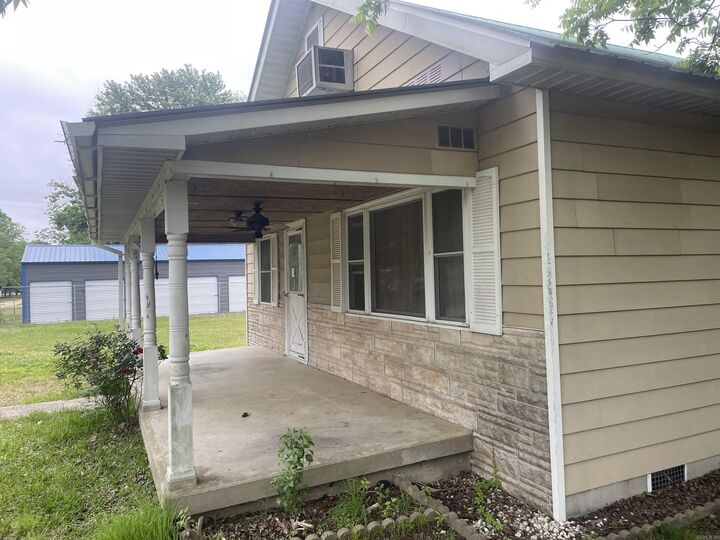 Property Photo:  511 W 1st Street  AR 71833 