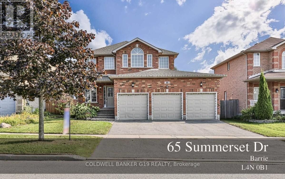 Property Photo:  65 Summerset Drive  ON L4N 0B1 