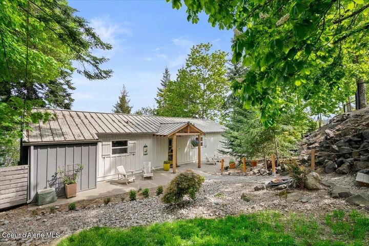 Property Photo:  2937 E Upper Hayden Lake Rd  ID 83835 