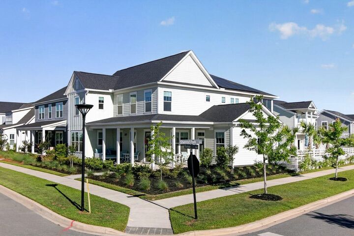 Property Photo:  722 Blueway Avenue  SC 29486 