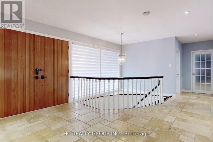 Property Photo:  83 Fairway Heights Drive  ON L3T 3A7 