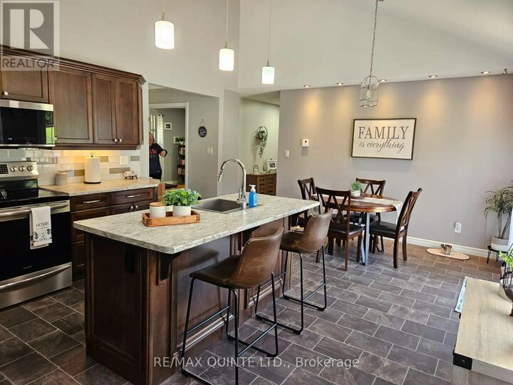 Property Photo:  14494 County Road 2  ON K0K 1H0 