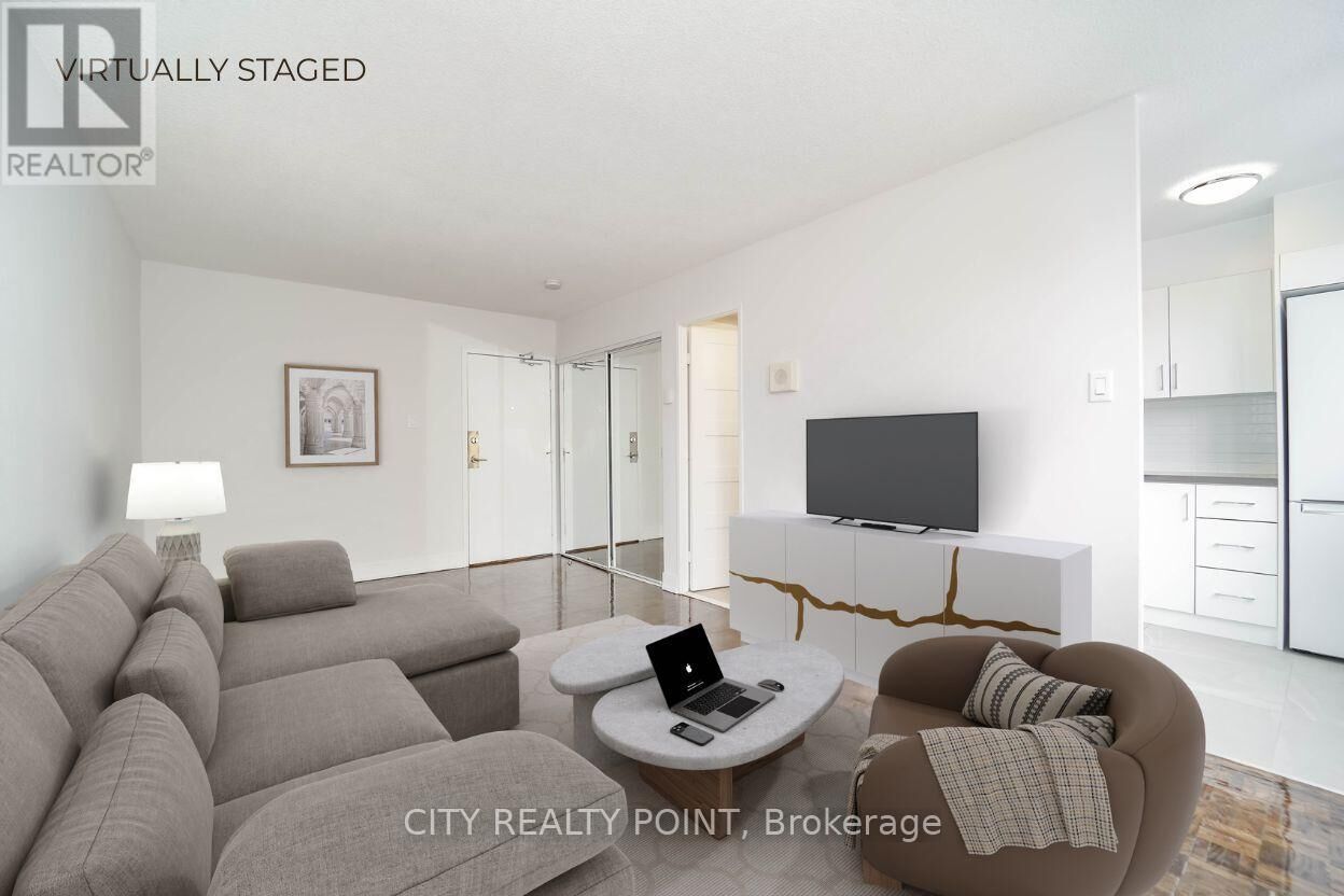 Property Photo:  33 Isabella Street 713  ON M4Y 2P7 
