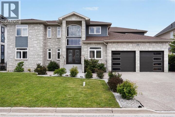 Property Photo:  300 Shoreview Circle  ON N8P 1M7 