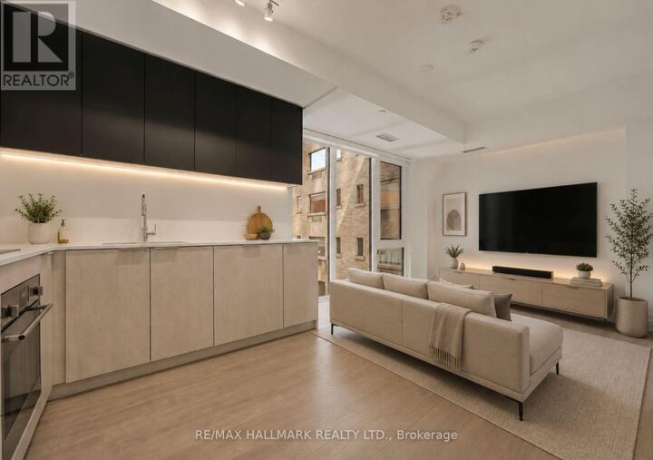 Property Photo:  308 Jarvis Street 619  ON M5B 0E3 
