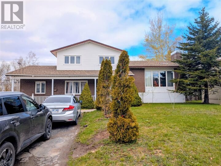 61 Byrd Avenue — photo 1