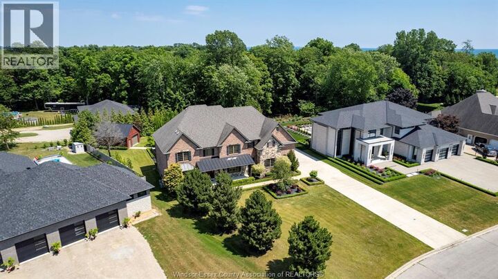 Property Photo:  3 Dimenna Drive  ON N9Y 4C7 